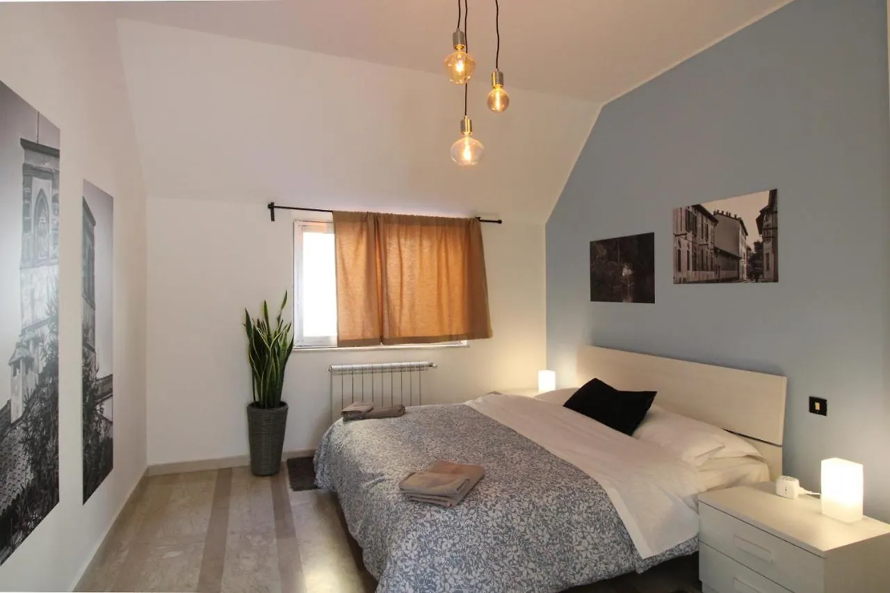 Milanrentals - Lilium Apartment 0*, Milan Italy
